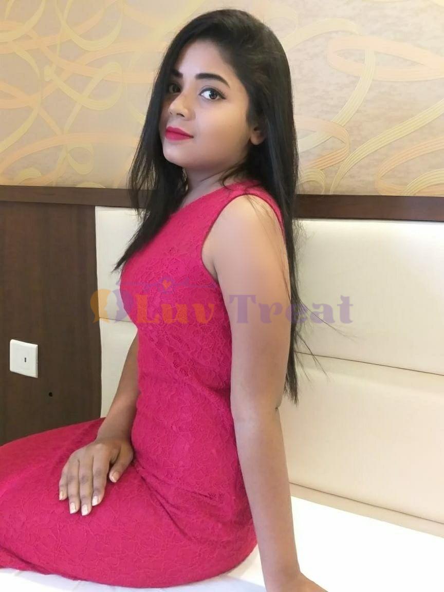 Most attractive and young call girls service provide 