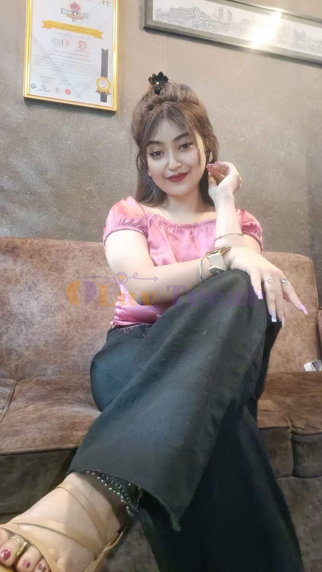 Escort Girl